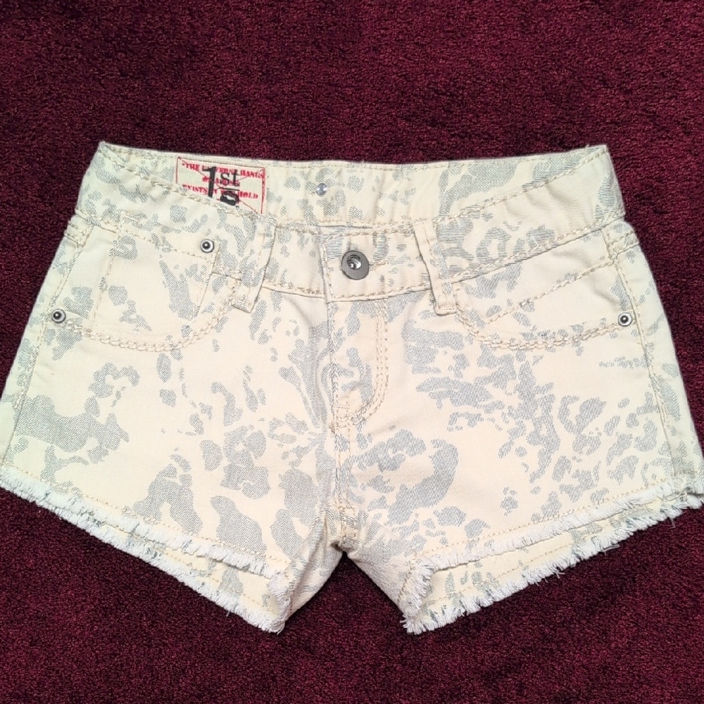 Women's Cream Patterned Denim Shorts